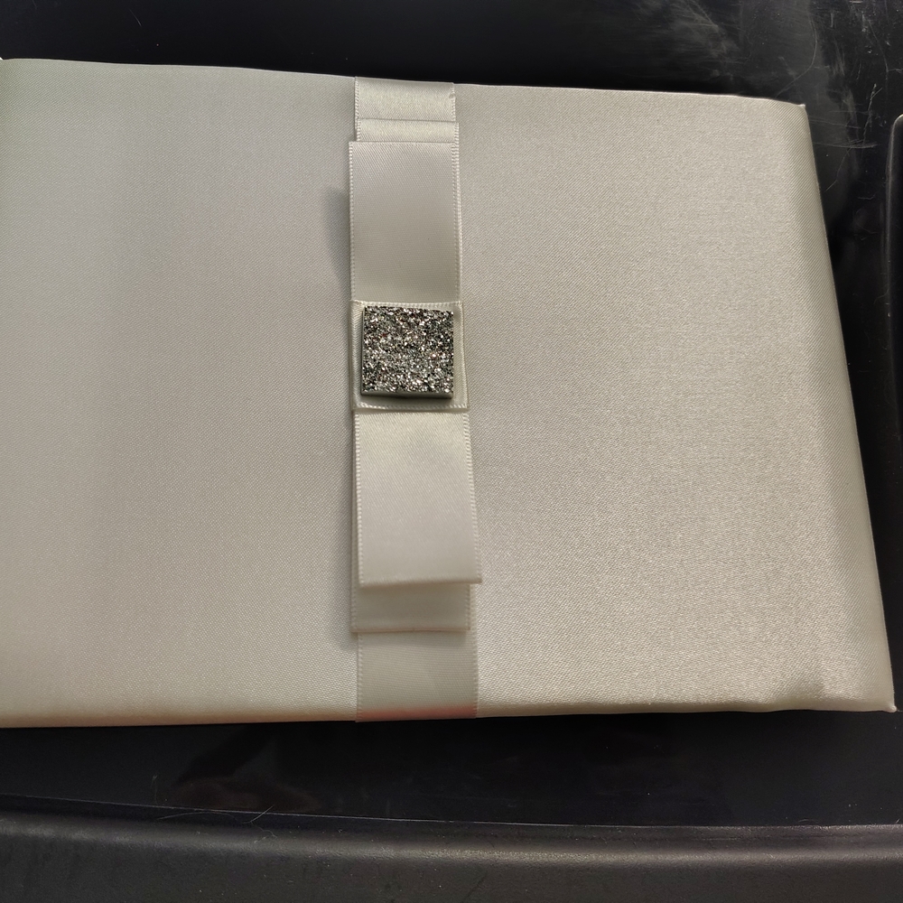 Guest Book And Pen Set